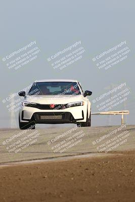 media/Dec-21-2025-Speed Ventures (Sun) [[49cb7d784c]]/Black Group/Session 1/